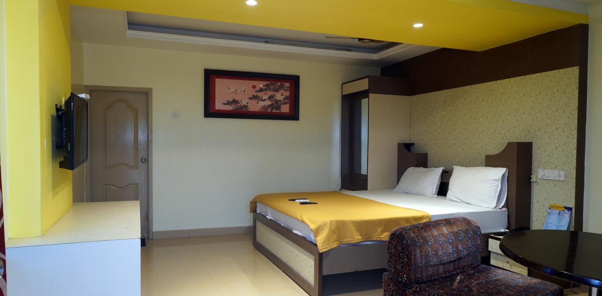 Park Inn Beach Resort Csennai Kültér fotó